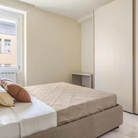 Lusso In Pieno Centro A Due Passi Dalla Stazione Apartment *
