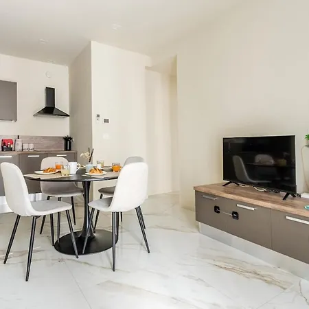 Lusso In Pieno Centro A Due Passi Dalla Stazione * Bologna