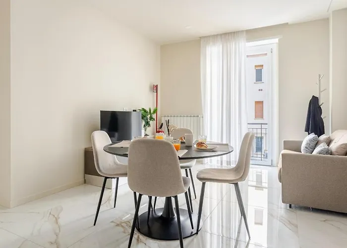 Apartment Lusso In Pieno Centro A Due Passi Dalla Stazione *