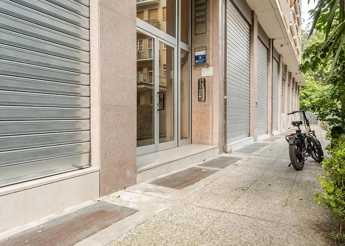 Lusso In Pieno Centro A Due Passi Dalla Stazione Apartment Bologna