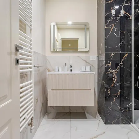 Lusso In Pieno Centro A Due Passi Dalla Stazione