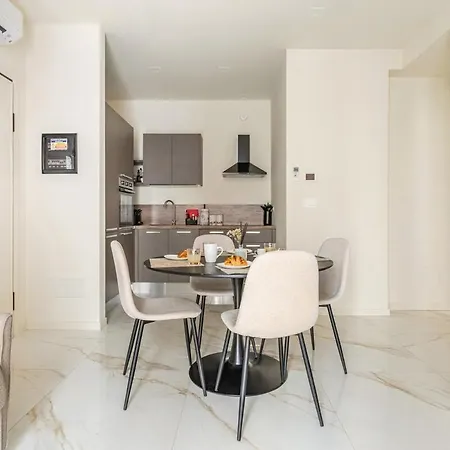 Lusso In Pieno Centro A Due Passi Dalla Stazione * Bologna