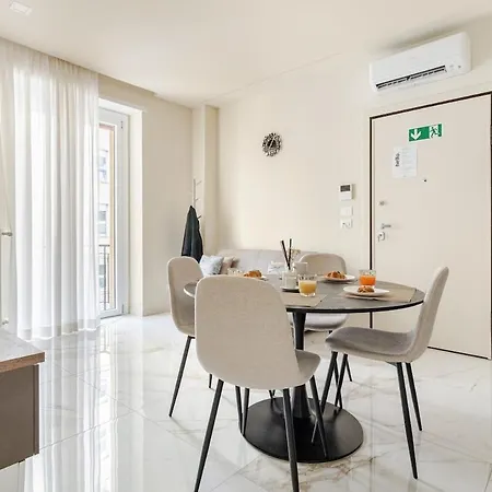 Lusso In Pieno Centro A Due Passi Dalla Stazione Bologna