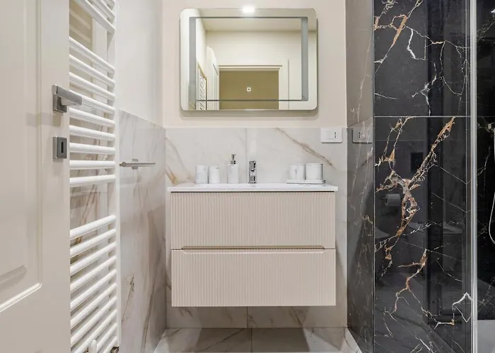 Lusso In Pieno Centro A Due Passi Dalla Stazione