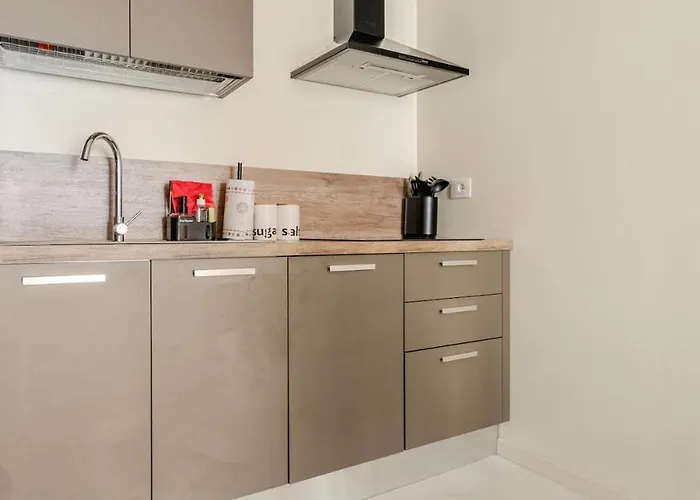 Apartamento Lusso In Pieno Centro A Due Passi Dalla Stazione *